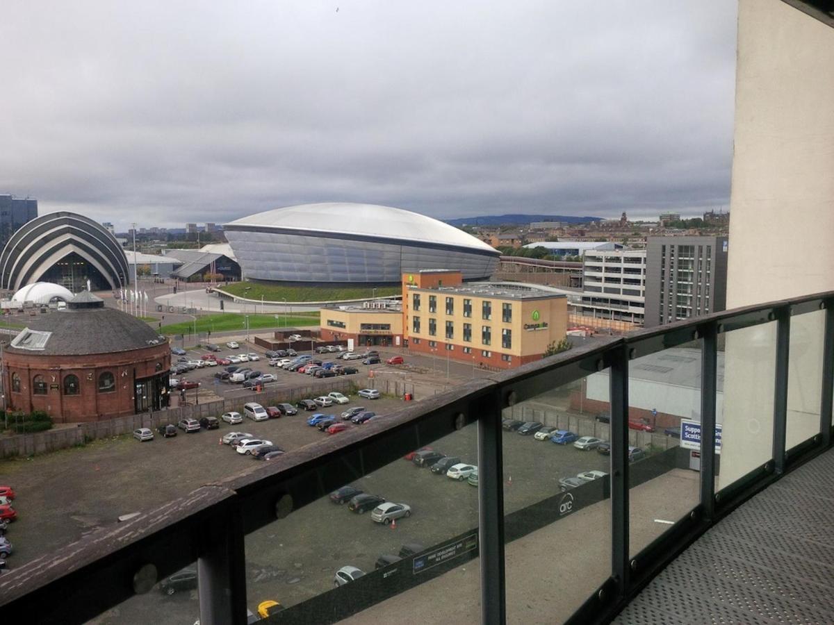 Apartment Hydro With Great Views *